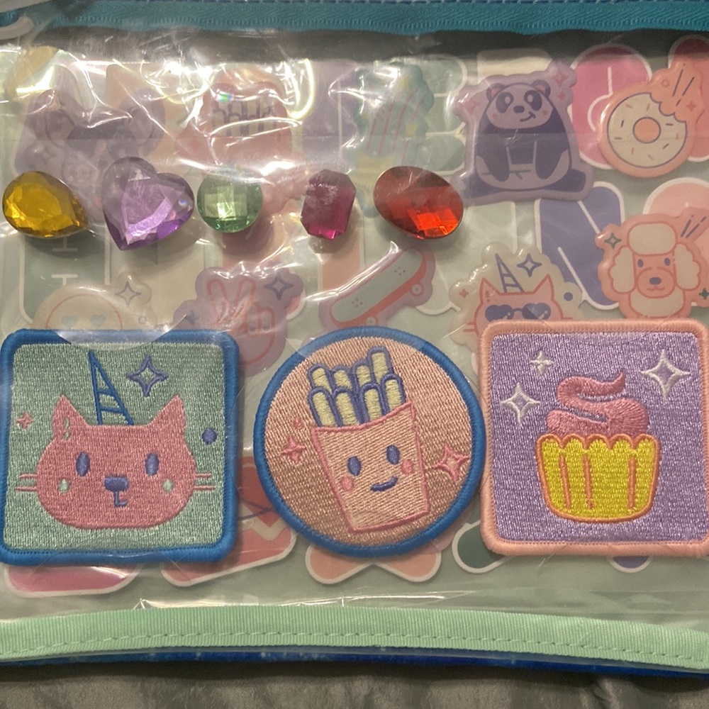 NWT More than magic decorate your own pouch gift set nwt - Picture 2 of 7